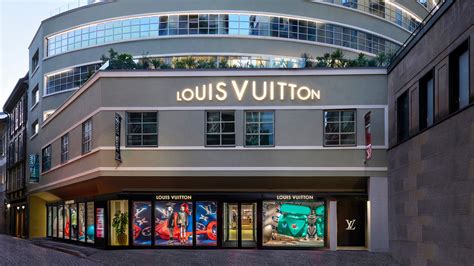 louis vuitton outlet online italia|louis vuitton bagutta.